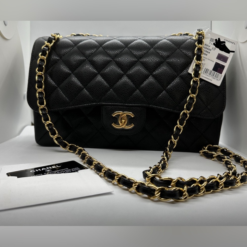 Chanel Classic Flap in caviar gold hardware. Color: Black - Picture 1 of 13